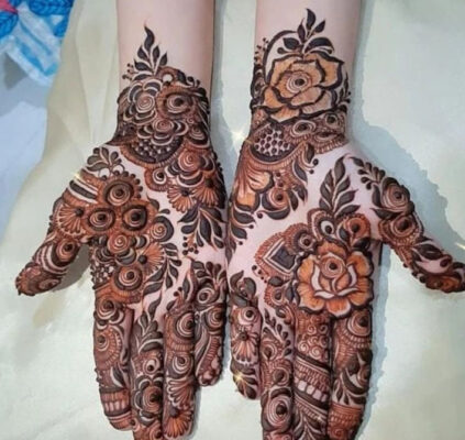 Mehndi Design Easy And Beautiful creates a neat and elegant appearance